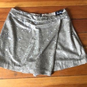 Like new Sam Edelman sequin skort
